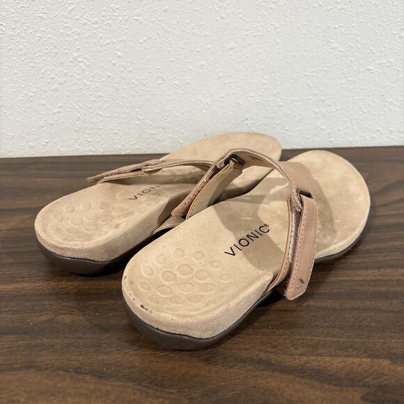 Vionic Wanda Sandals Womens Size 8.5 Wide Nude Tan Slip On Comfort Thong Shoes - Picture 4 of 14